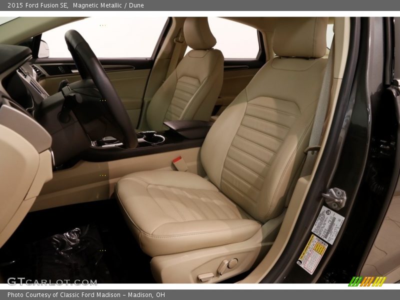 Magnetic Metallic / Dune 2015 Ford Fusion SE