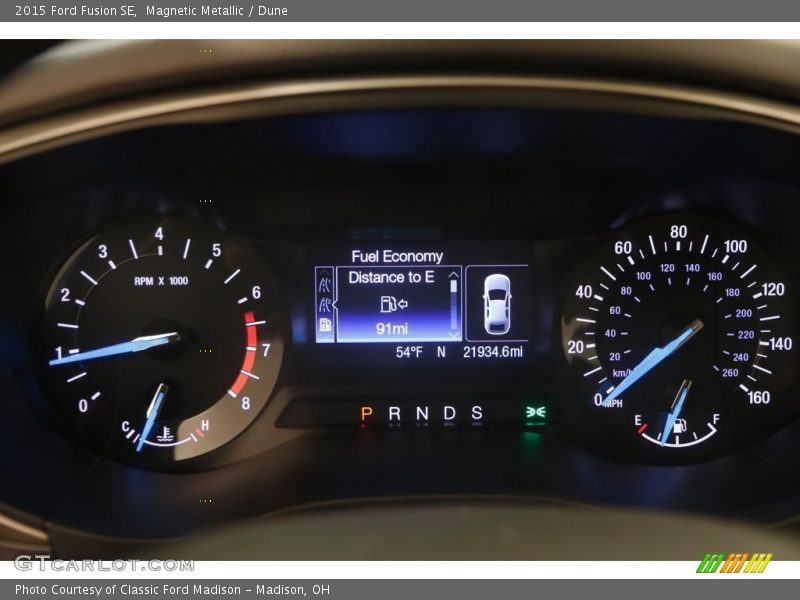 Magnetic Metallic / Dune 2015 Ford Fusion SE