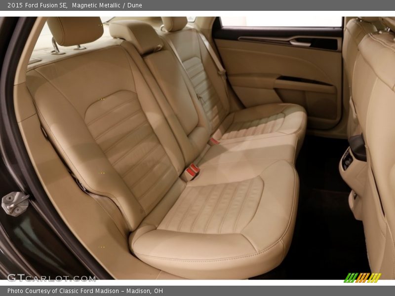 Magnetic Metallic / Dune 2015 Ford Fusion SE