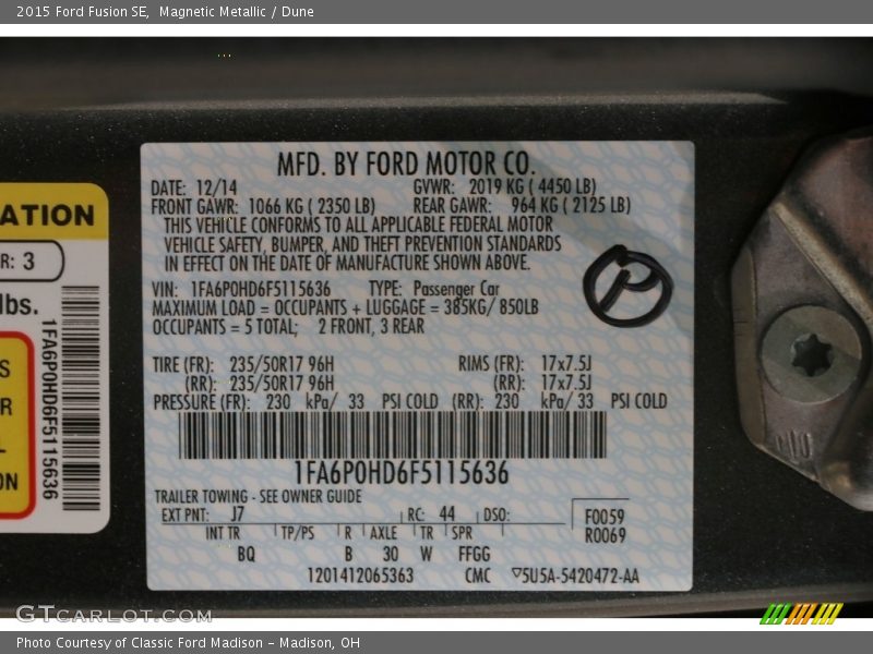 Magnetic Metallic / Dune 2015 Ford Fusion SE