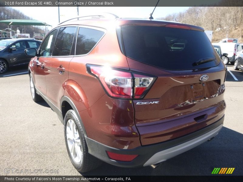Cinnamon Glaze / Charcoal Black 2018 Ford Escape SE 4WD