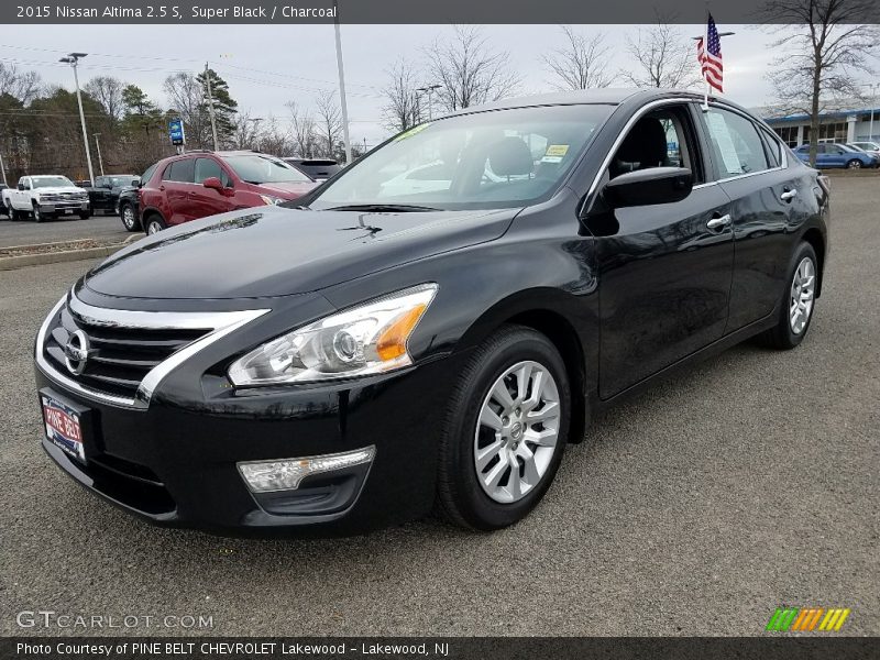 Super Black / Charcoal 2015 Nissan Altima 2.5 S