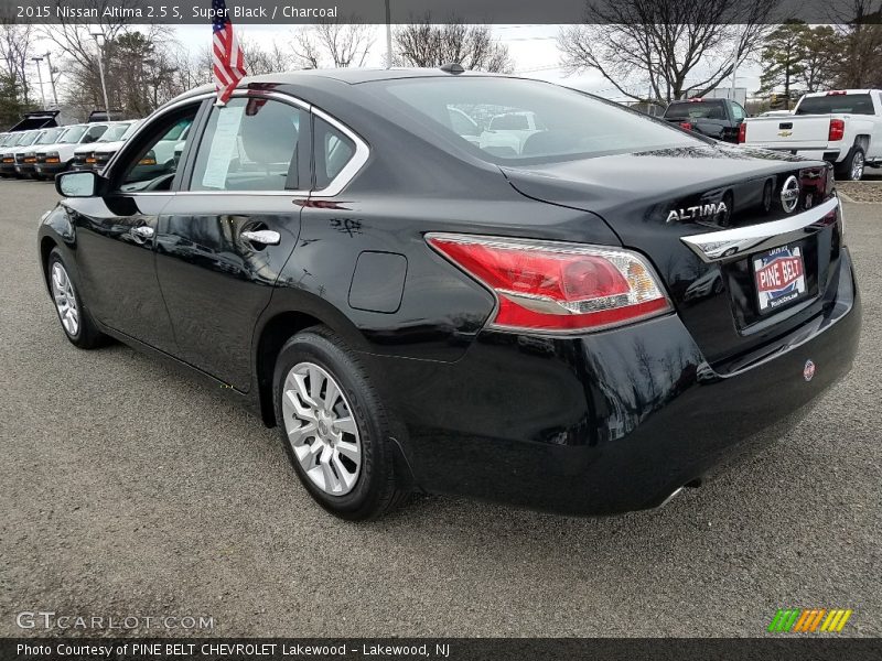 Super Black / Charcoal 2015 Nissan Altima 2.5 S