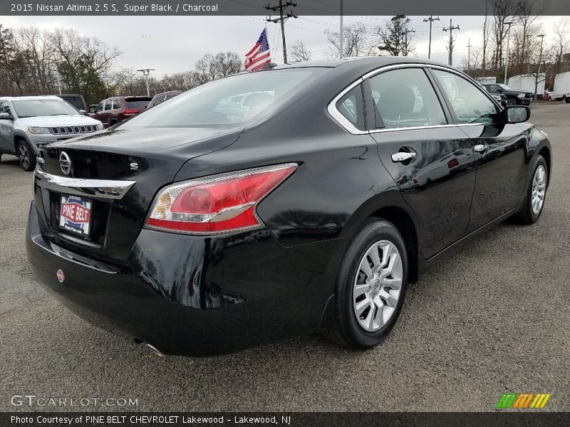 Super Black / Charcoal 2015 Nissan Altima 2.5 S