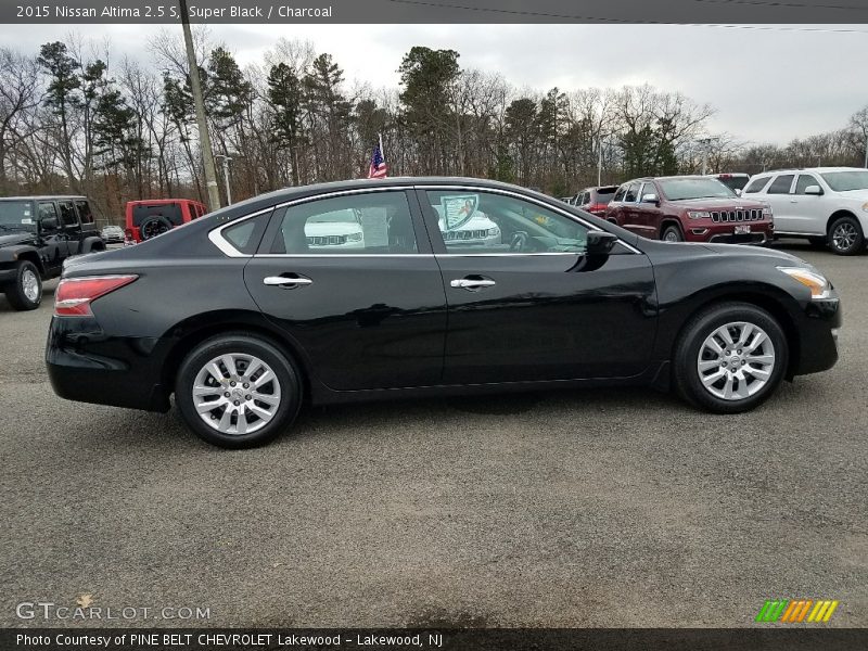 Super Black / Charcoal 2015 Nissan Altima 2.5 S