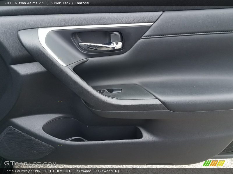 Super Black / Charcoal 2015 Nissan Altima 2.5 S