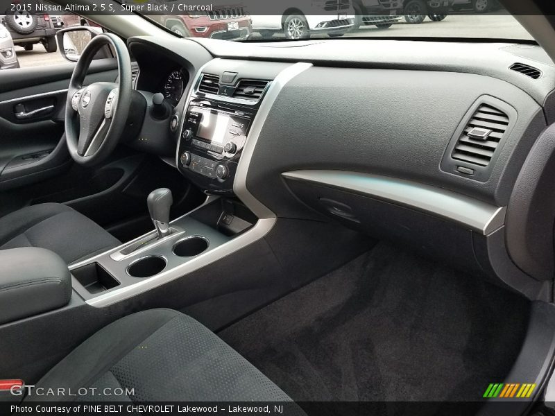 Super Black / Charcoal 2015 Nissan Altima 2.5 S