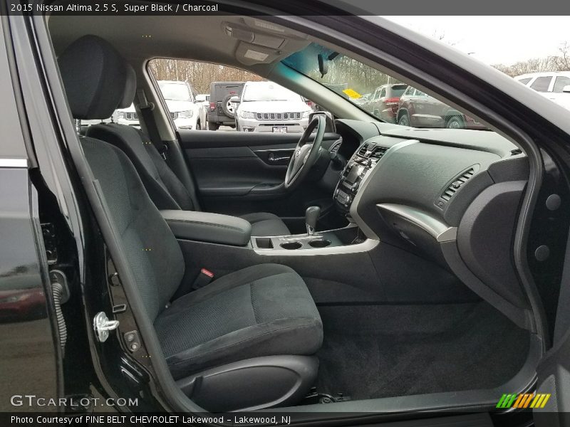 Super Black / Charcoal 2015 Nissan Altima 2.5 S