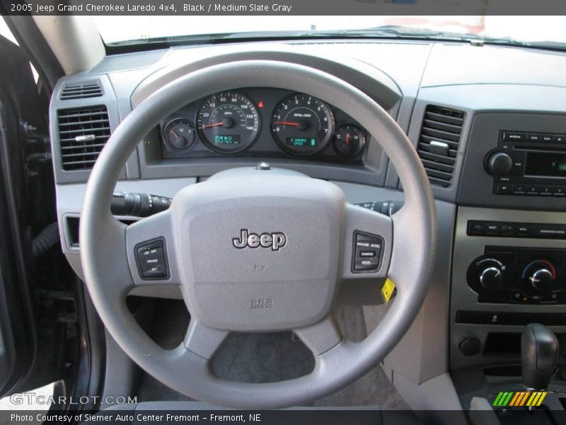 Black / Medium Slate Gray 2005 Jeep Grand Cherokee Laredo 4x4