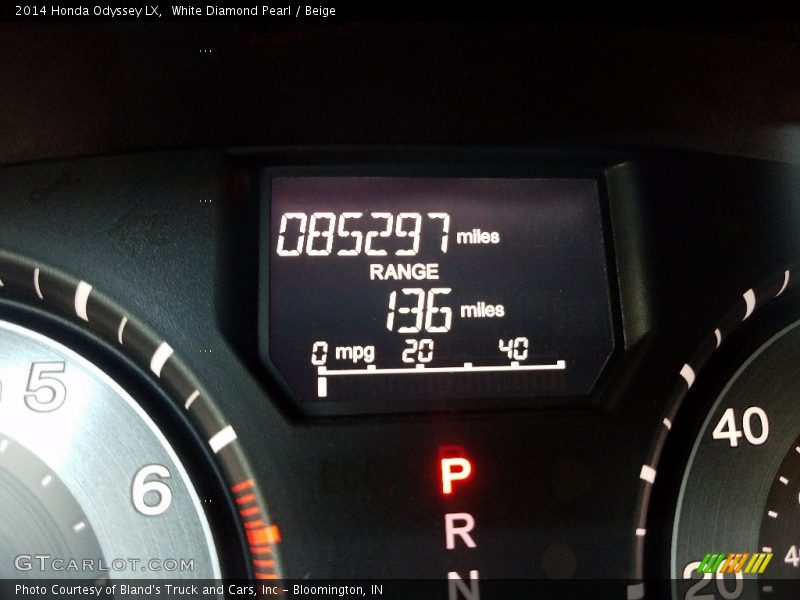 White Diamond Pearl / Beige 2014 Honda Odyssey LX