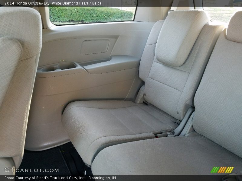 White Diamond Pearl / Beige 2014 Honda Odyssey LX