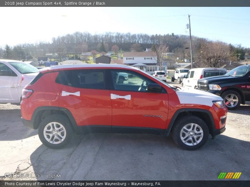 Spitfire Orange / Black 2018 Jeep Compass Sport 4x4