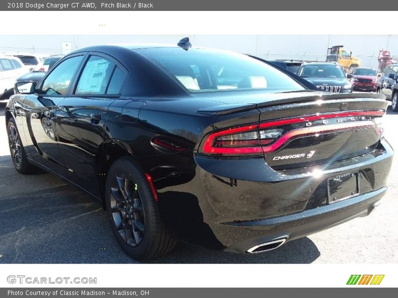 Pitch Black / Black 2018 Dodge Charger GT AWD