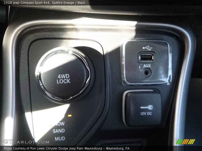 Spitfire Orange / Black 2018 Jeep Compass Sport 4x4