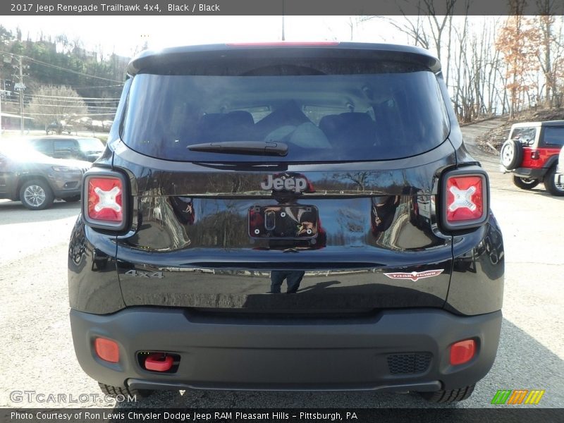 Black / Black 2017 Jeep Renegade Trailhawk 4x4