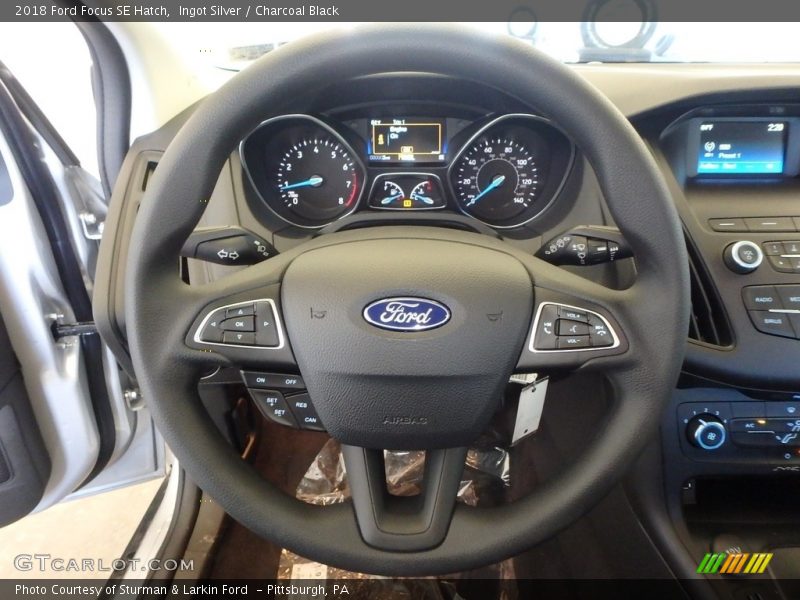 Ingot Silver / Charcoal Black 2018 Ford Focus SE Hatch