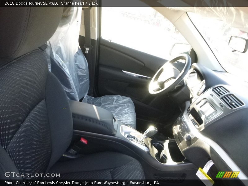 Granite Pearl / Black 2018 Dodge Journey SE AWD