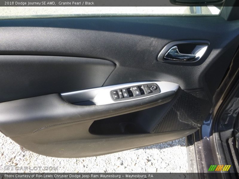 Granite Pearl / Black 2018 Dodge Journey SE AWD