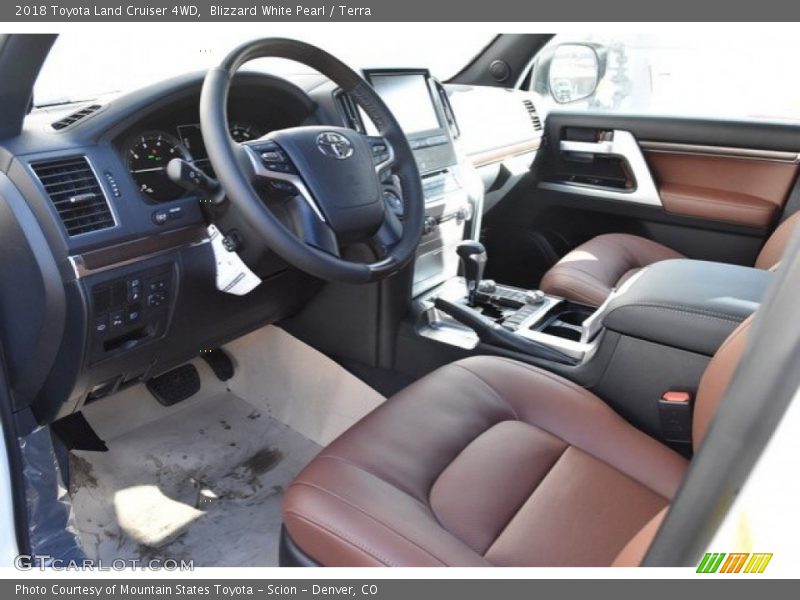 Blizzard White Pearl / Terra 2018 Toyota Land Cruiser 4WD