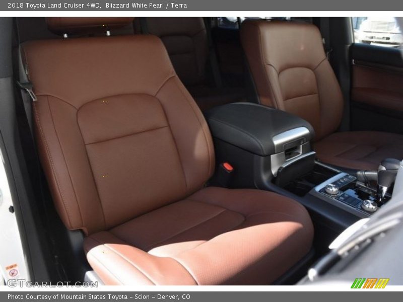 Blizzard White Pearl / Terra 2018 Toyota Land Cruiser 4WD