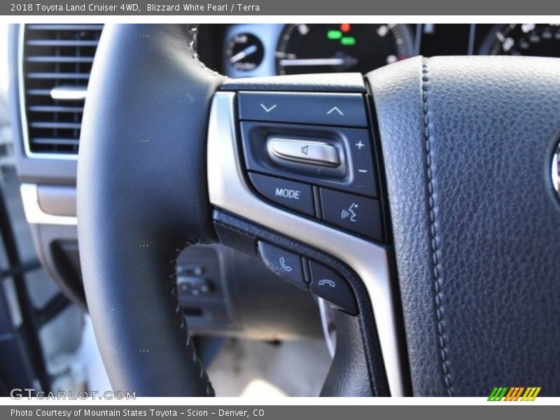 Blizzard White Pearl / Terra 2018 Toyota Land Cruiser 4WD