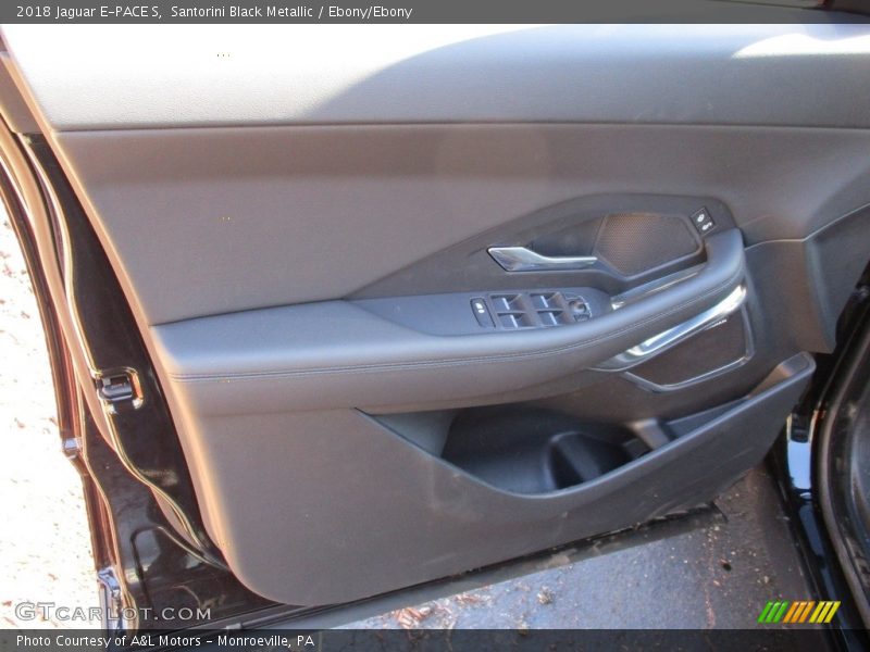 Santorini Black Metallic / Ebony/Ebony 2018 Jaguar E-PACE S
