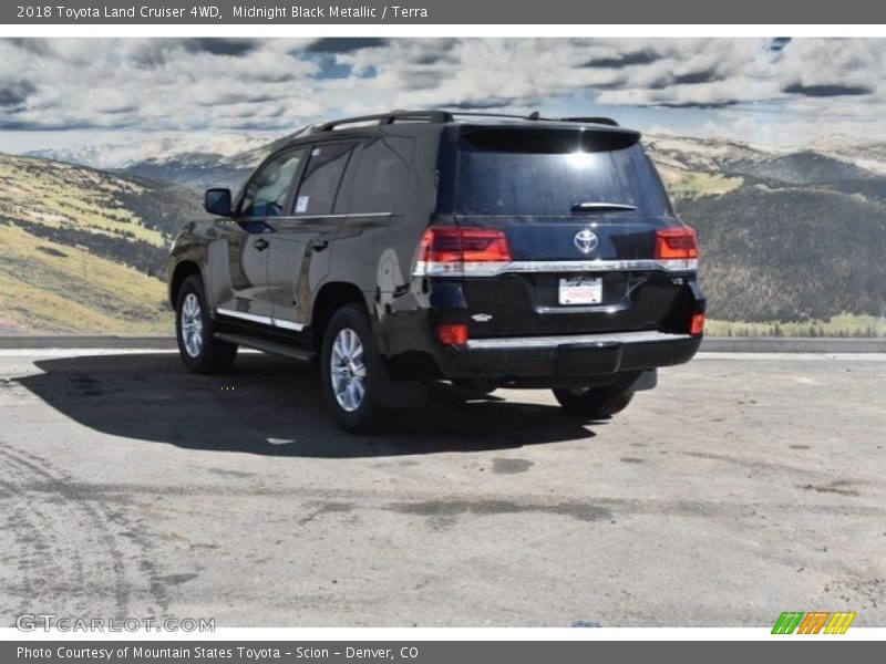 Midnight Black Metallic / Terra 2018 Toyota Land Cruiser 4WD