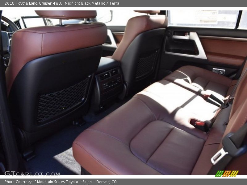 Midnight Black Metallic / Terra 2018 Toyota Land Cruiser 4WD
