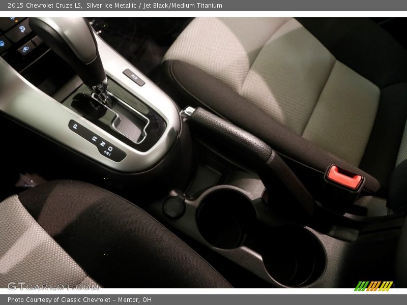 Silver Ice Metallic / Jet Black/Medium Titanium 2015 Chevrolet Cruze LS
