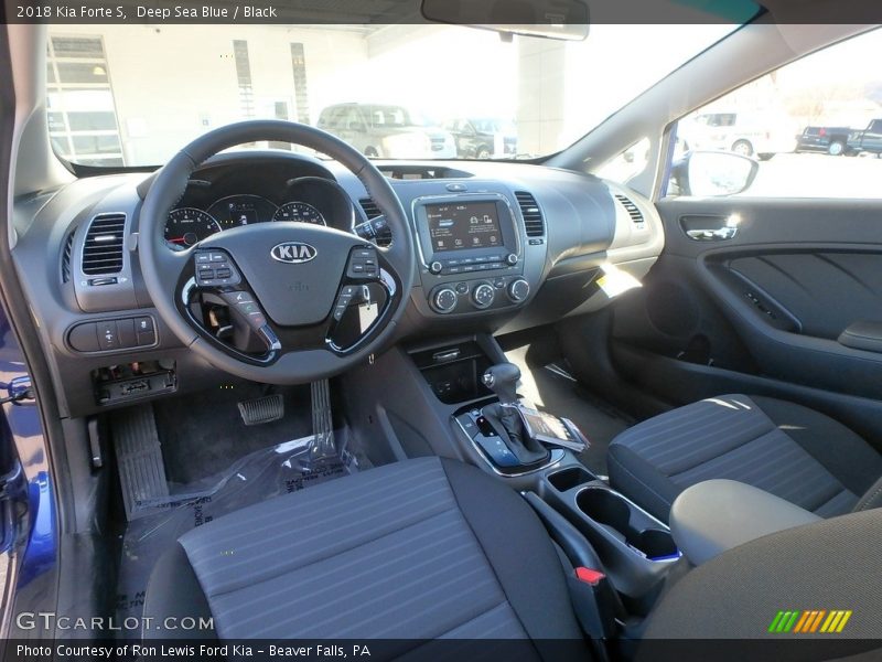 Deep Sea Blue / Black 2018 Kia Forte S
