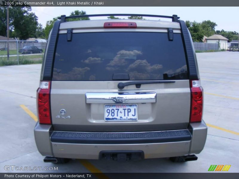 Light Khaki Metallic / Khaki 2006 Jeep Commander 4x4