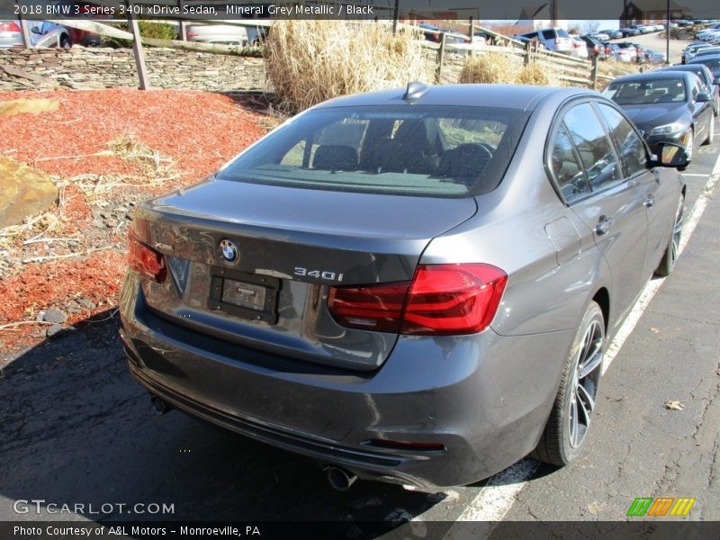 Mineral Grey Metallic / Black 2018 BMW 3 Series 340i xDrive Sedan