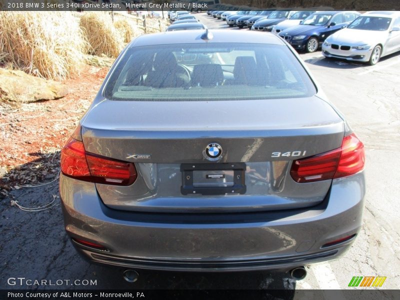 Mineral Grey Metallic / Black 2018 BMW 3 Series 340i xDrive Sedan