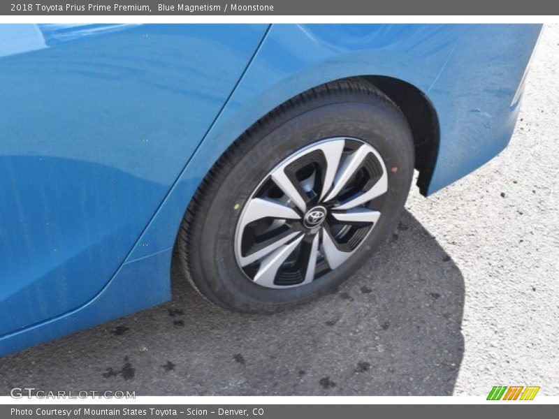 Blue Magnetism / Moonstone 2018 Toyota Prius Prime Premium
