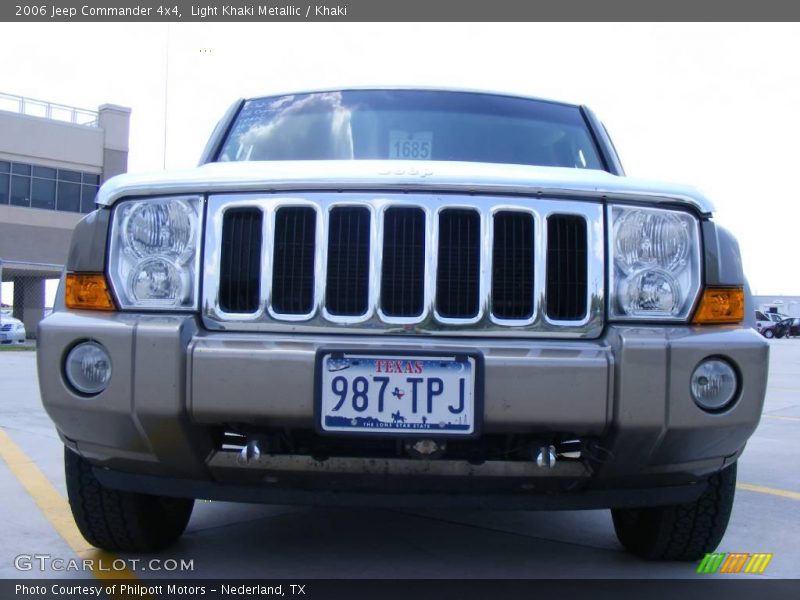 Light Khaki Metallic / Khaki 2006 Jeep Commander 4x4