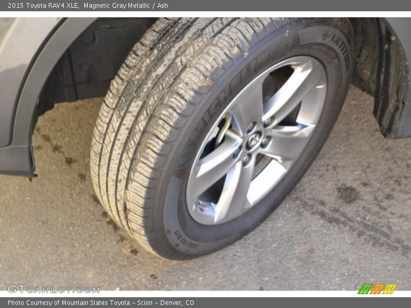 Magnetic Gray Metallic / Ash 2015 Toyota RAV4 XLE