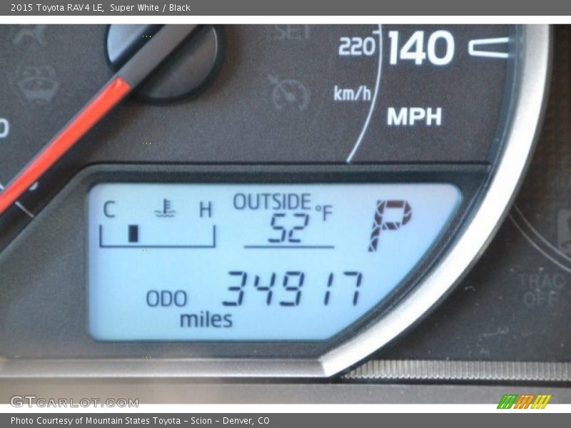 Super White / Black 2015 Toyota RAV4 LE
