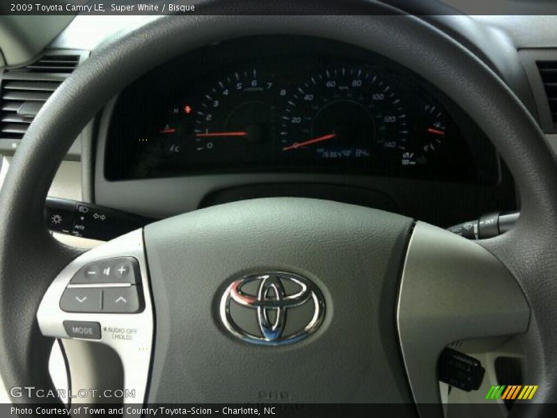 Super White / Bisque 2009 Toyota Camry LE