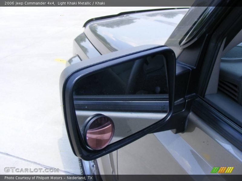 Light Khaki Metallic / Khaki 2006 Jeep Commander 4x4