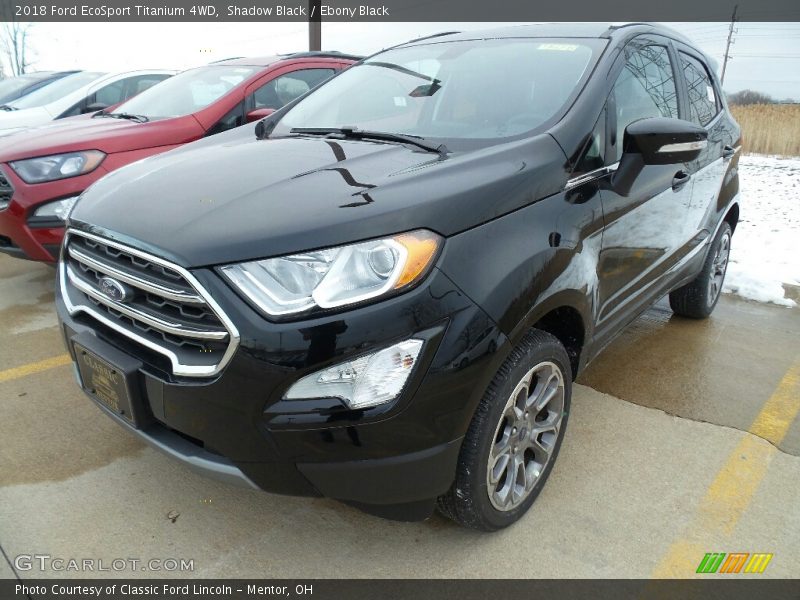 Front 3/4 View of 2018 EcoSport Titanium 4WD