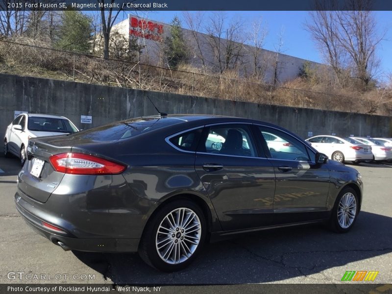 Magnetic Metallic / Charcoal Black 2015 Ford Fusion SE