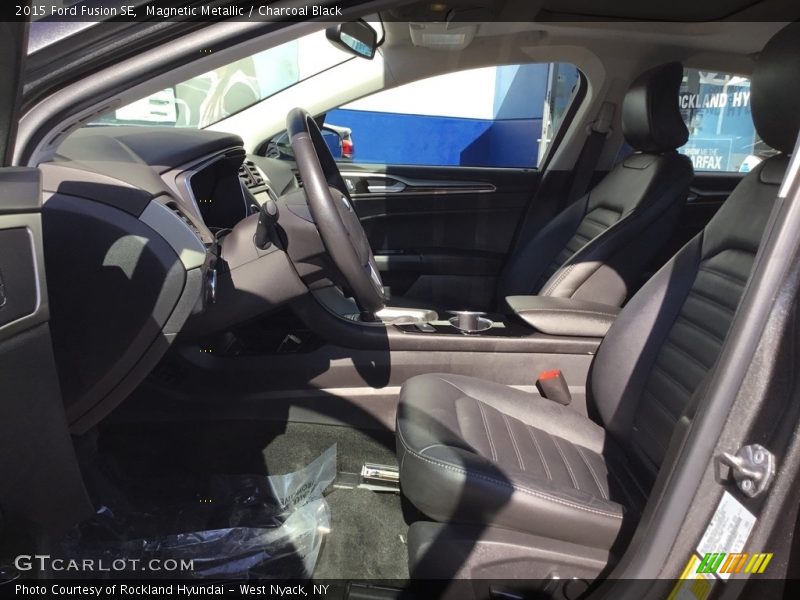 Magnetic Metallic / Charcoal Black 2015 Ford Fusion SE