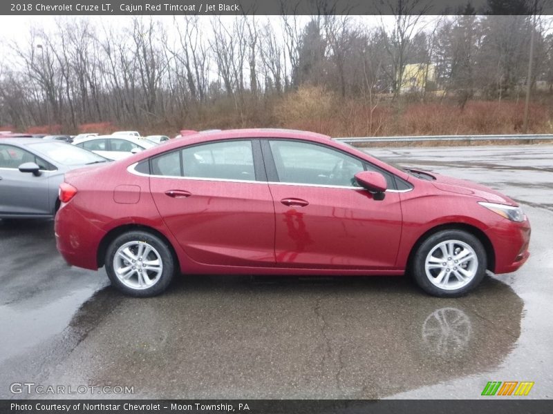 Cajun Red Tintcoat / Jet Black 2018 Chevrolet Cruze LT