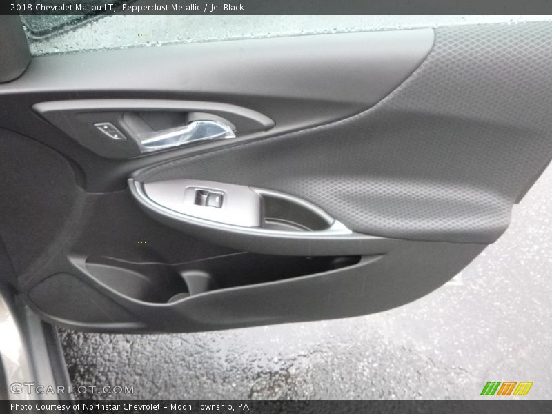Pepperdust Metallic / Jet Black 2018 Chevrolet Malibu LT