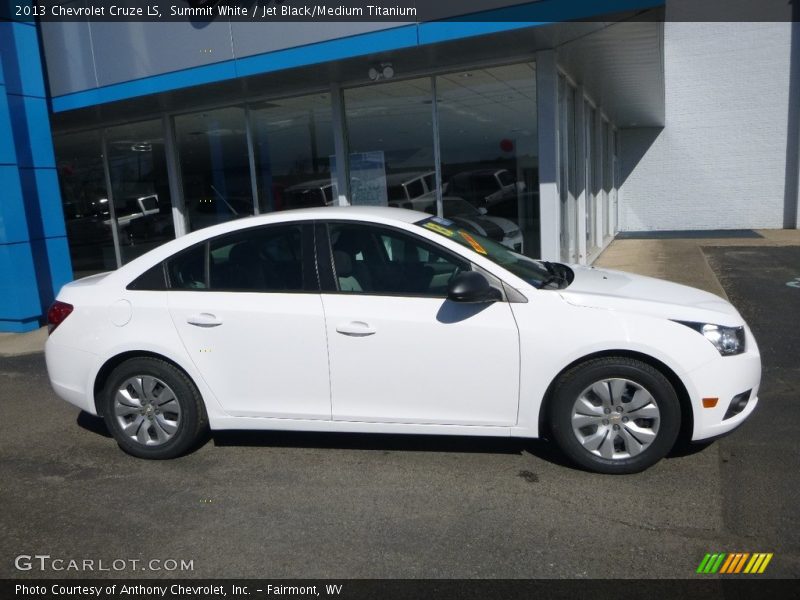 Summit White / Jet Black/Medium Titanium 2013 Chevrolet Cruze LS