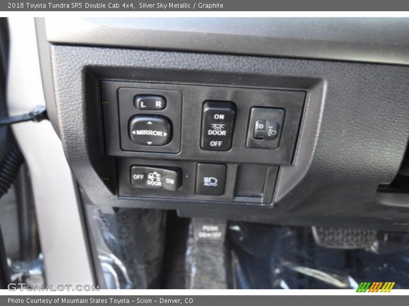 Silver Sky Metallic / Graphite 2018 Toyota Tundra SR5 Double Cab 4x4