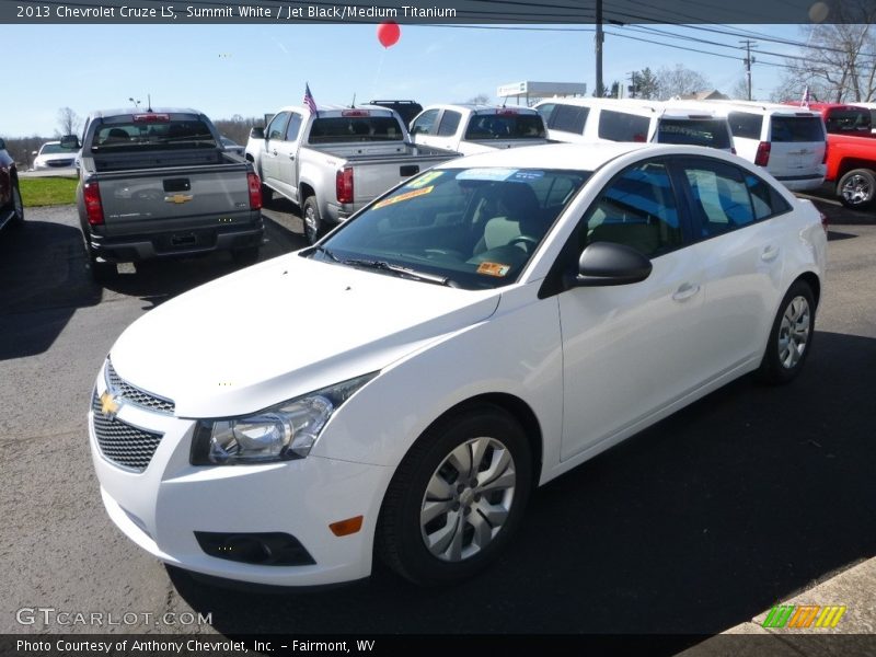 Summit White / Jet Black/Medium Titanium 2013 Chevrolet Cruze LS