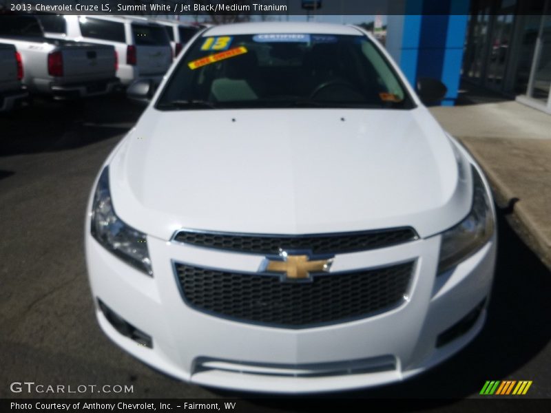 Summit White / Jet Black/Medium Titanium 2013 Chevrolet Cruze LS