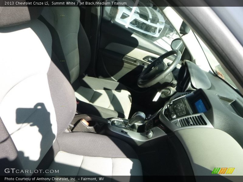 Summit White / Jet Black/Medium Titanium 2013 Chevrolet Cruze LS