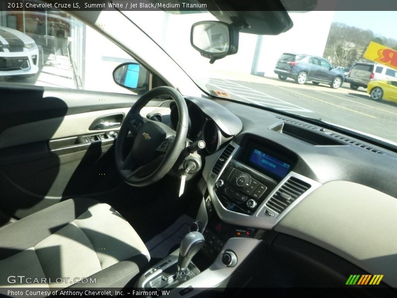 Summit White / Jet Black/Medium Titanium 2013 Chevrolet Cruze LS